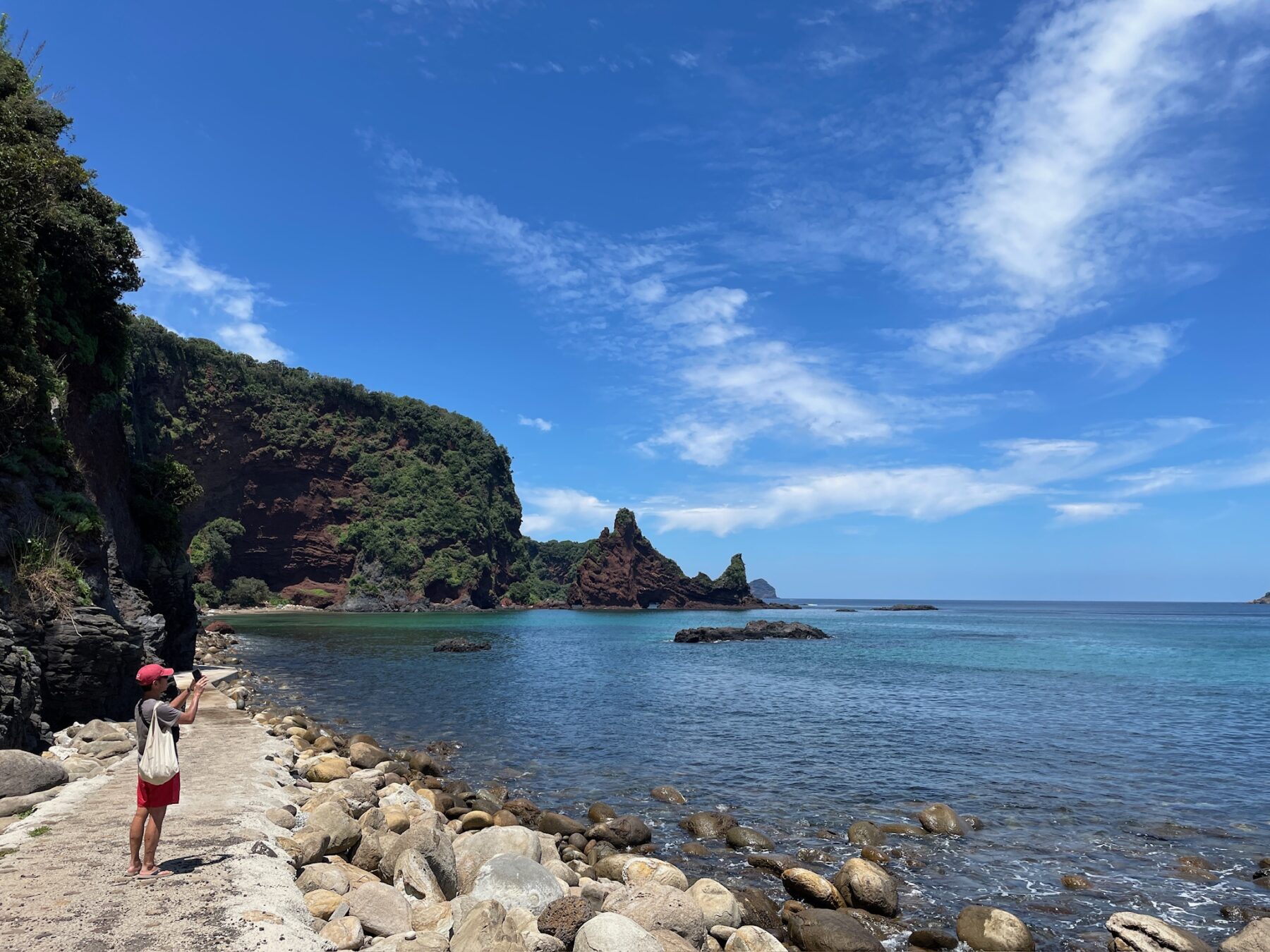 [Why I Travel to Entô] “I can look at the sea to my heart’s content and enjoy that view while having a meal” Entô guest, Mr. Naoyoshi Tsuzuki and Ms. Kaori. The Oki Islands / Sightseeing | Ep.05